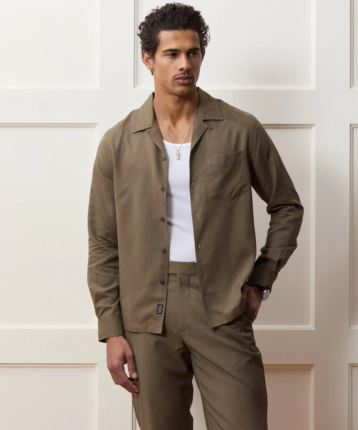 Taupe